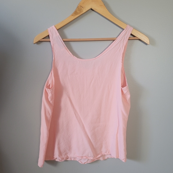 Vintage 80s pink tank with lace applique neckline detail - Picture 7 of 8